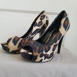 Jessica Simpson animal print platform heels size 7